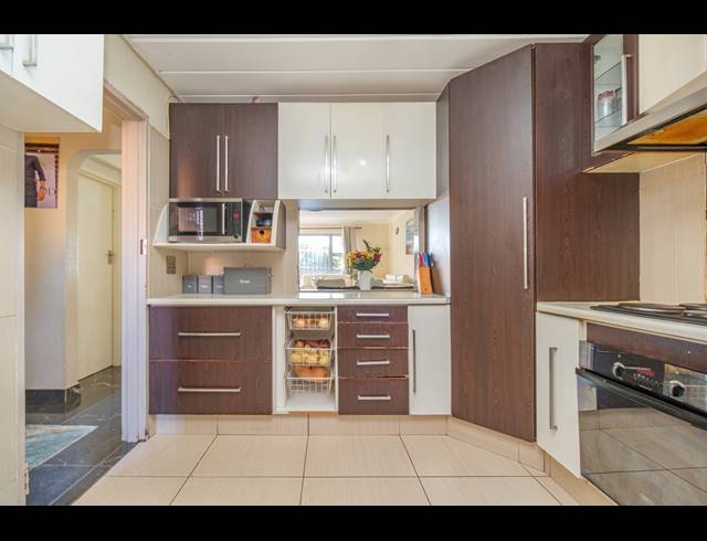 2 BEDROOM DUPLEX FOR SALE IN BLACKHEATH